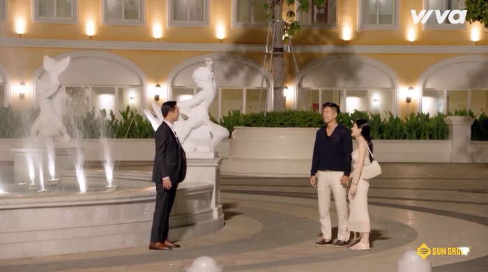 Michael Trương đưa Lee Rayeon đến gặp Mạnh Kiên.