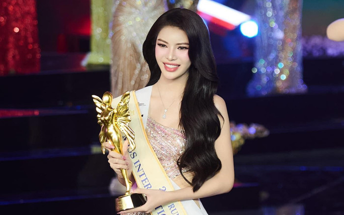 Ứng xử bập bẹ khiến Tường San hụt vương miện Hoa hậu Chuyển giới 2024 Ảnh 2