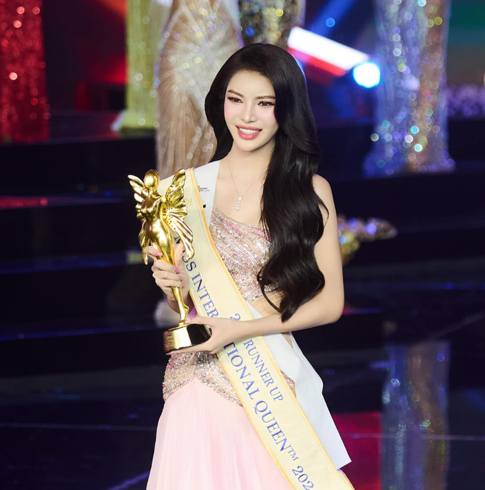 Á hậu 2 Hoa hậu Chuyển giới Quốc tế 2024 gọi tên Tường San. 