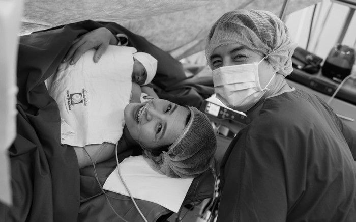 Đông Nhi lần đầu khoe cận diện mạo con gái vừa chào đời, 1 chi tiết khiến dân tình 'tan chảy' Ảnh 2