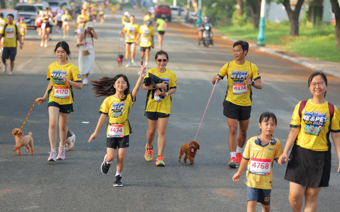 2000 người TPHCM tham gia giải chạy cùng thú cưng Ảnh 2