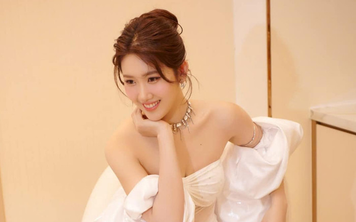 Bạn trai có hành động 'khẳng định chủ quyền' với Thúy Ngân, ngày cưới cũng được ấn định? Ảnh 2