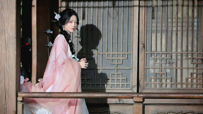 Lộ diện nàng hoa tiên tử được khen đẹp ngang ngửa Lưu Diệc Phi Ảnh 1