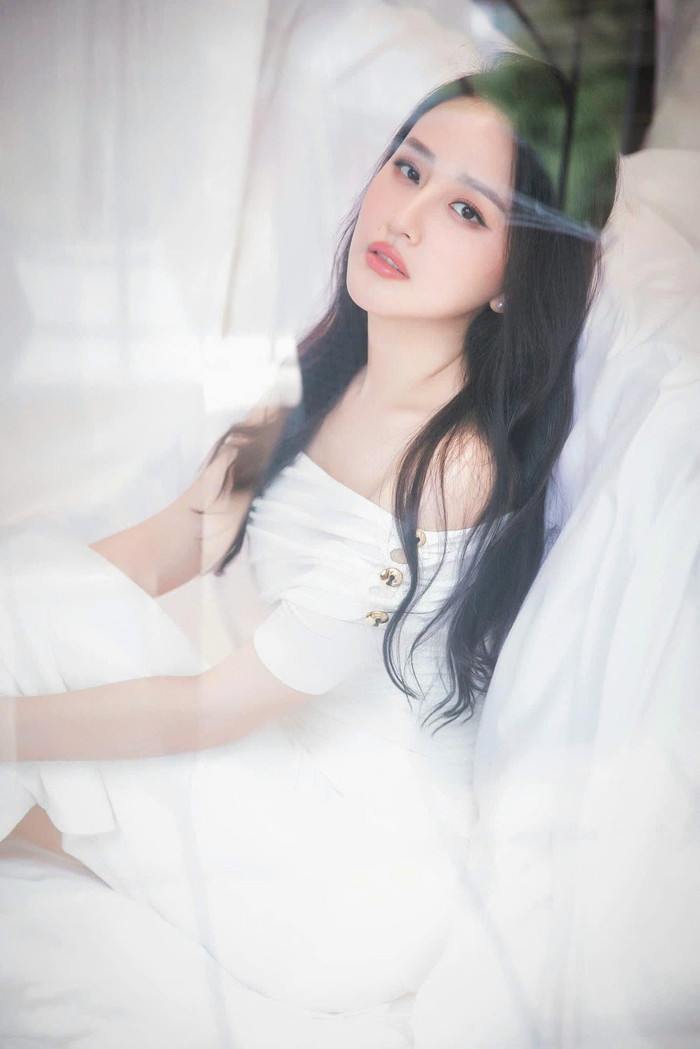 Cô theo đuổi hình tượng phụ nữ độc lập, tự chủ.