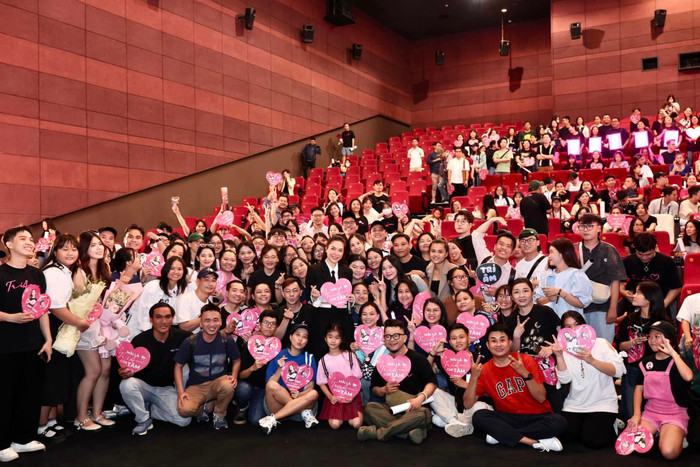 Mỹ Tâm hóa fan girl, phấn khích tột độ khi xem lại liveshow của chính mình Ảnh 1