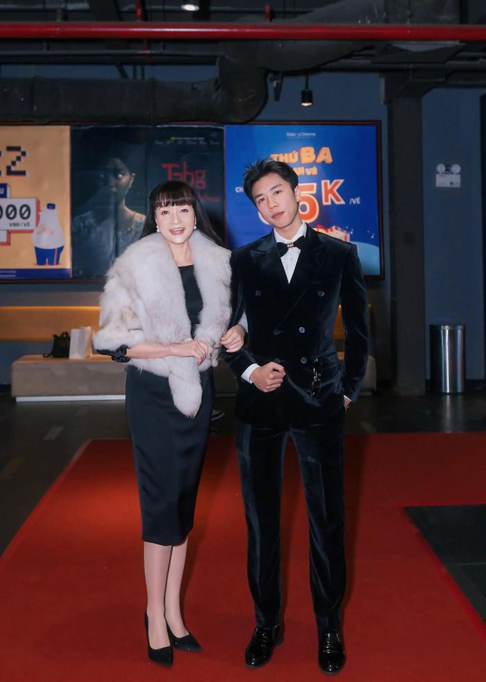 Giờ đây, Long Vũ ngày càng trưởng thành và điển trai. Nhờ vào sự nỗ lực và cố gắng của chính bản thân mình, Long Vũ dần có những vai diễn nổi tiếng đầu tiên, khiến mẹ Vân Dung vô cùng tự hào.