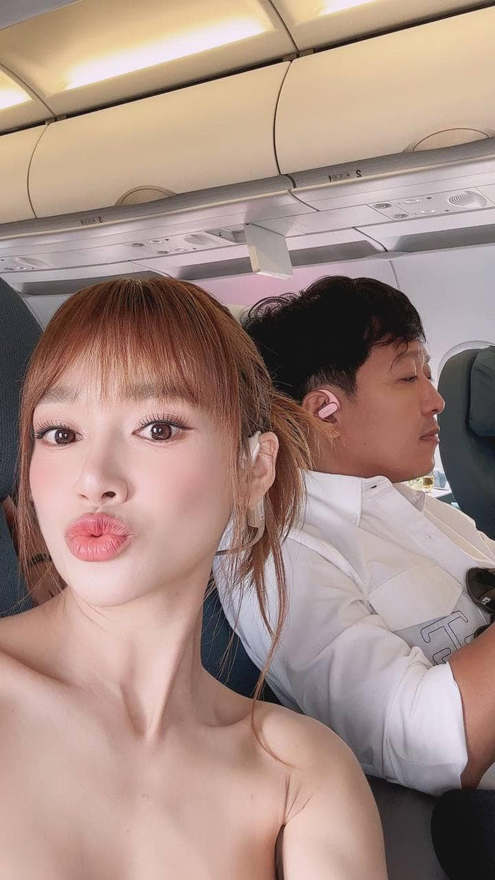 Nhã Phương cho biết ông xã đã mất nọng.