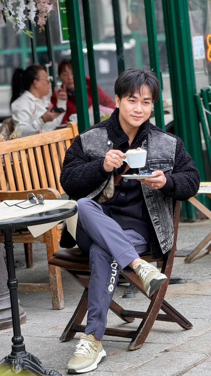 Quách Tuấn Du quay trở lại thị trường âm nhạc sau thời gian vắng bóng.