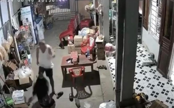 Diễn biến mới nhất vụ vợ lỡ ăn mất con cá, người chồng nổi giận đánh vợ tới tấp Ảnh 2