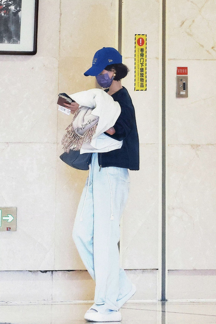 Triệu Lệ Dĩnh khoe con trai cưng 5 tuổi, chỉ lộ một đặc điểm mà được khen giống mẹ như đúc Ảnh 2