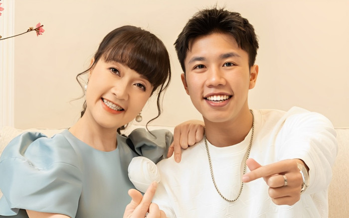 Quá khứ từng đi đánh giày của con trai Vân Dung, giờ đây đã là cậu thiếu gia khó ai nhận ra Ảnh 2