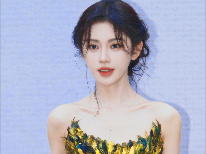 Cúc Tịnh Y nhận được sự quan tâm của đông đảo Cnet. 