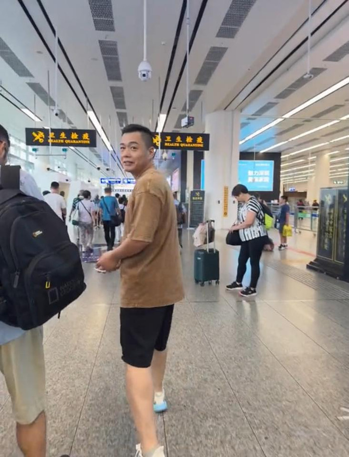 Netizen thắc mắc Tôn Bằng về Việt Nam làm gì?