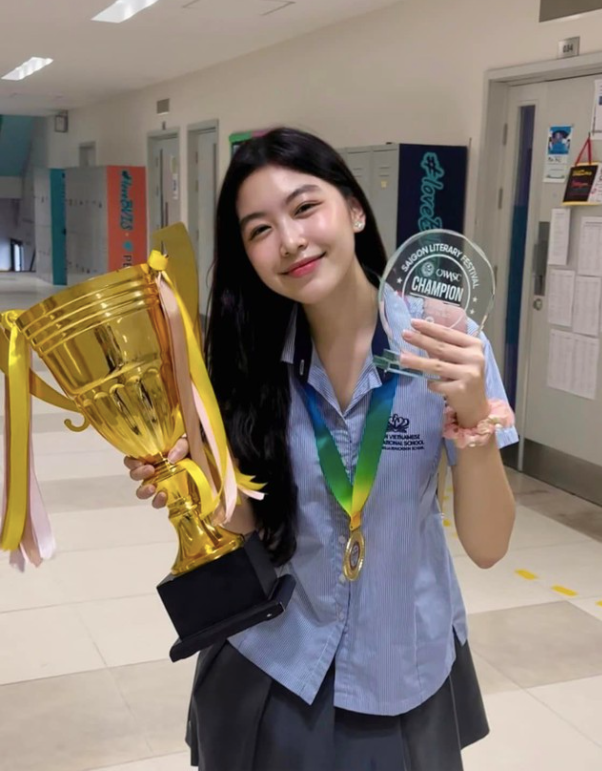 Lý do con gái MC Quyền Linh không sang Anh du học Ảnh 4