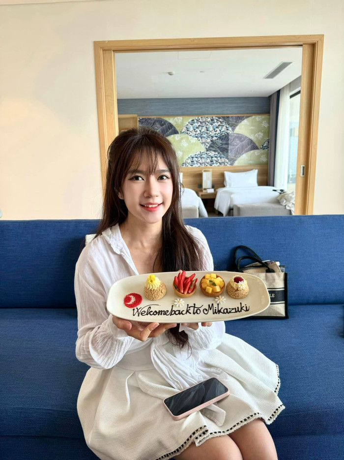 Minh Hà đặt biệt chú trọng đến chế độ dinh dưỡng, bữa ăn lành mạnh. Ảnh FBNV