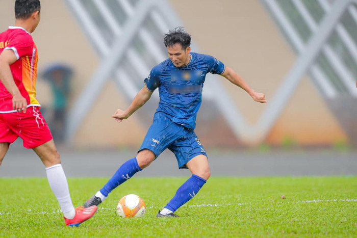 Diễn viên Thanh Thức cân bằng cuộc sống bằng thể thao, du lịch hoặc gặp gỡ bạn bè thân thiết. 