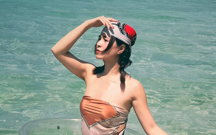 Diễn viên Thùy Trang 'Gió Nghịch Mùa' khoe nhan sắc nóng bỏng, U40 chưa lập gia đình vì lý do này Ảnh 2