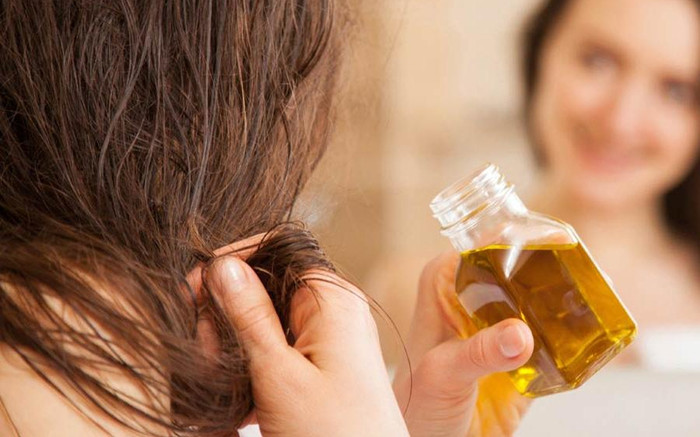 Dầu dừa: Phương pháp chăm sóc tóc cho nàng bận rộn Ảnh 2