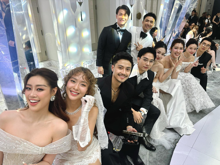 Showbiz 27/8: Thuý Ngân 'lạc lõng' giữa các cặp đôi. Ảnh: FBNV