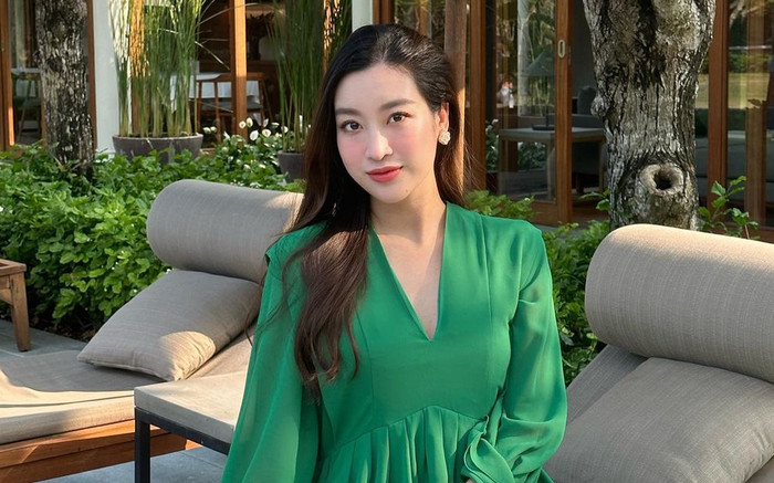 Hoa hậu Đỗ Mỹ Linh thành 'phú bà' hậu kết hôn, đeo đồng hồ trị giá bằng cả căn nhà Ảnh 2