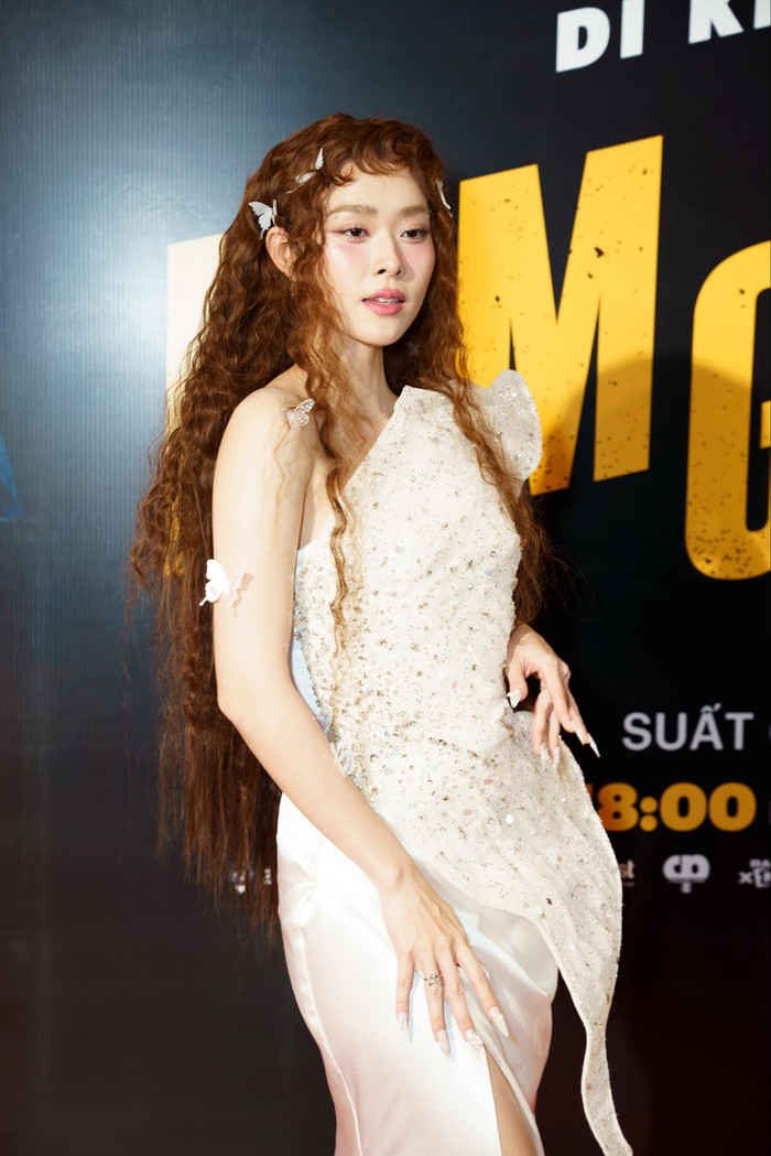 Nữ chính Diệp Bảo Ngọc với tạo hình thiên sứ