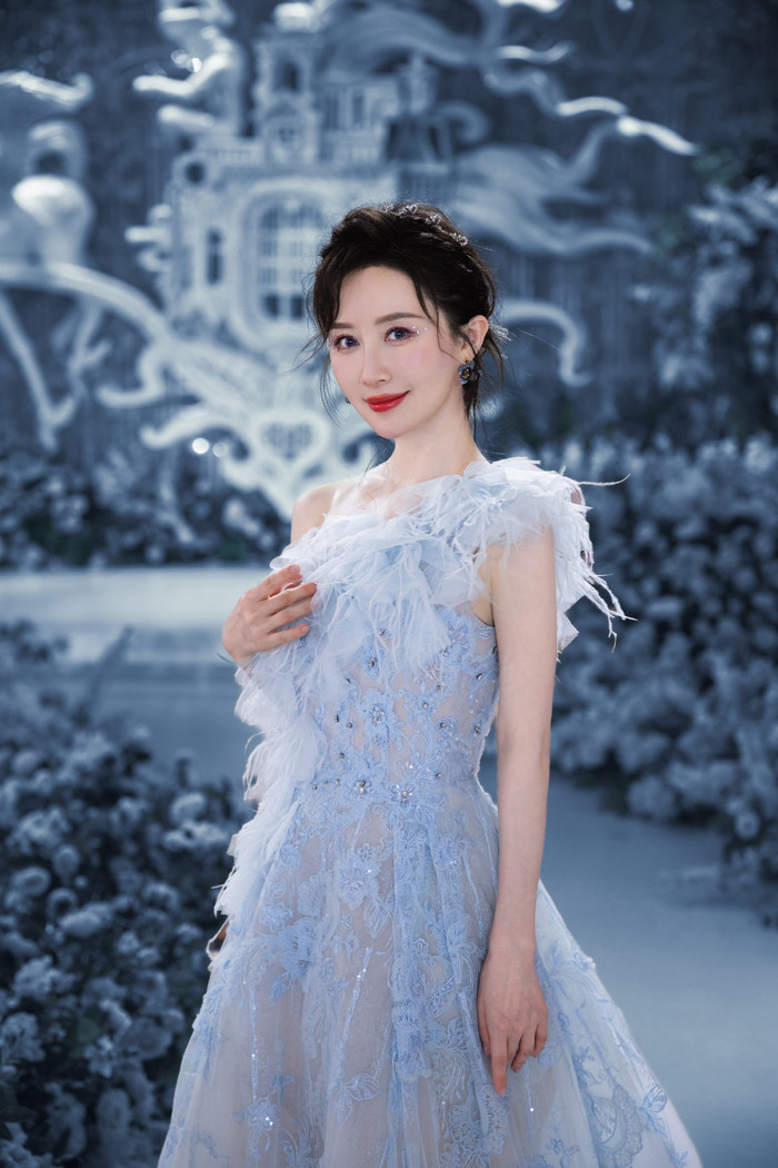 Không nhờ Thư Sướng, Tống Tổ Nhi đã không có ngày hôm nay.