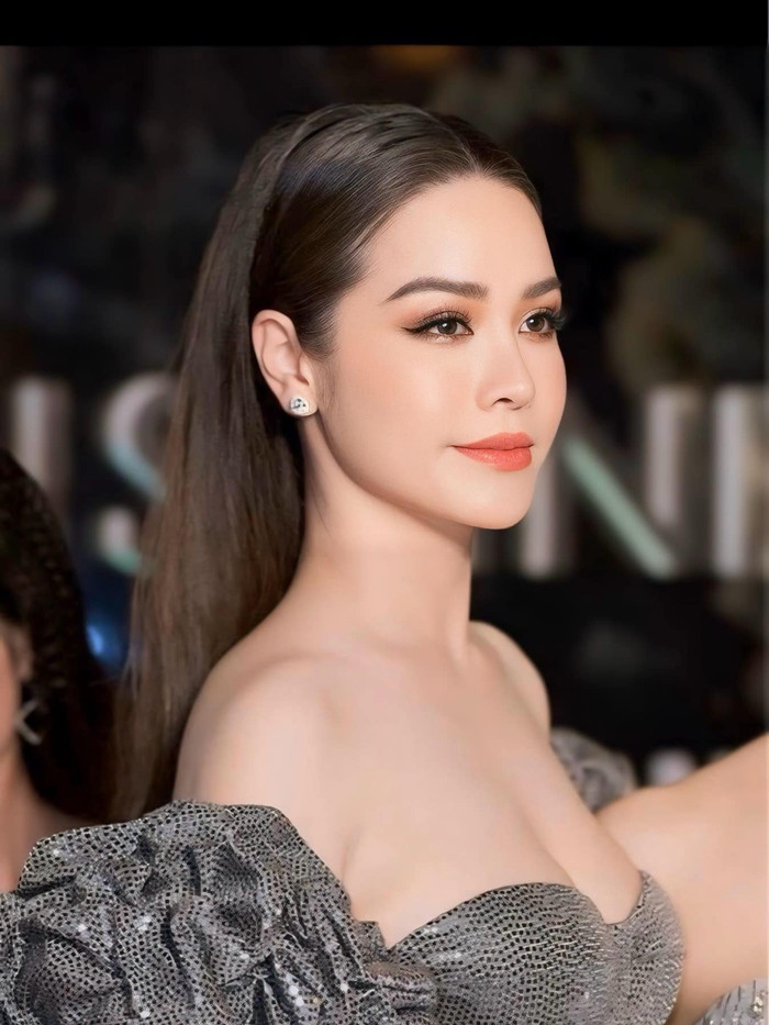 Cô mong muốn đồng hành với người hơn mình 'một cái đầu'.