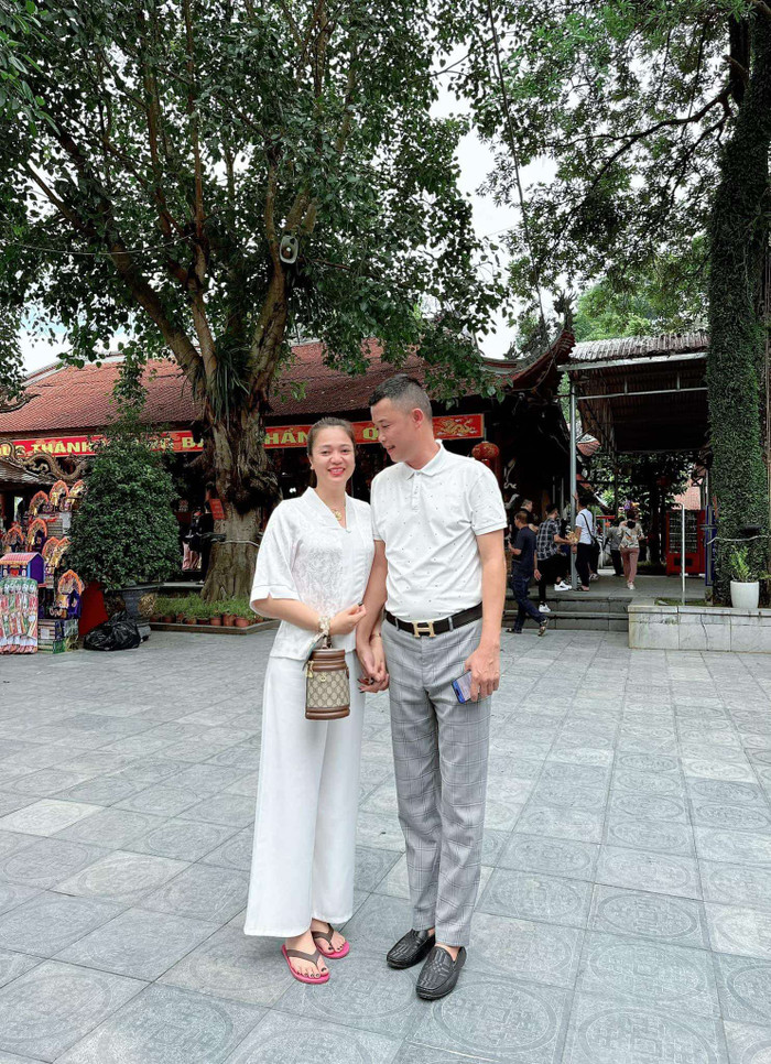 Hiện tại, Hiệp Gà và bạn gái đang có những giây phút hạnh phúc bên nhau.