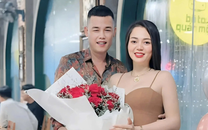 Bạn gái hạnh phúc tiết lộ chuyện có thêm con trai sau khi chuyển về sống chung với Hiệp Gà Ảnh 2