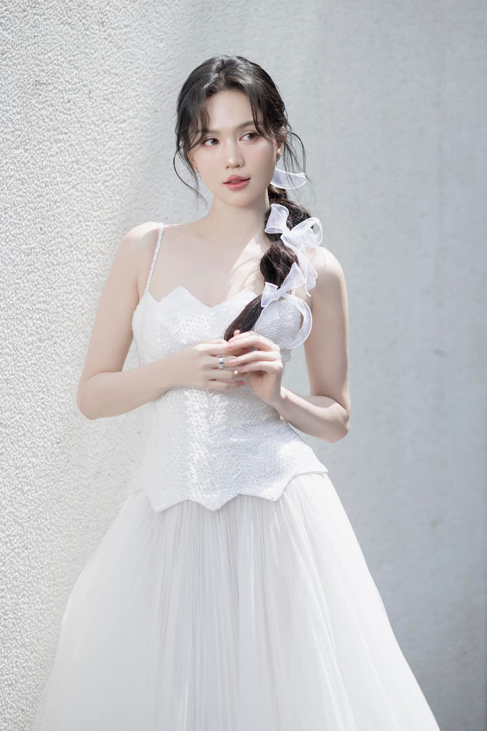 Ngọc Trinh là người đẹp Vbiz hiếm hoi khá nhạy trend.