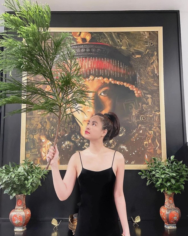 Hoàng Thùy Linh sở hữu căn penthouse ước tình vài chục tỷ đồng.