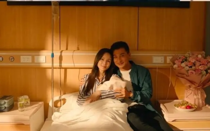 Kể cả bức ảnh Lý Nhược Đồng bế con trong bệnh viện, cũng chỉ là phân đoạn trong bộ phim mới nhất. Ảnh: FBNV