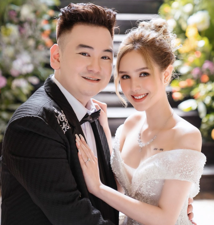 Trước khi đường ai nấy đi, Xemesis và Xoài Non từng có 6 năm bên nhau hạnh phúc.