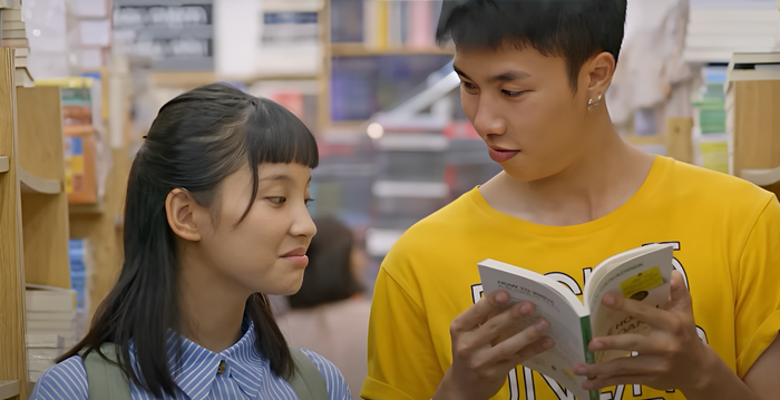 Đi giữa trời rực rỡ tiếp tục gây sốt với những diễn biến trong chuyện tình cảm của Pu và Chải. 