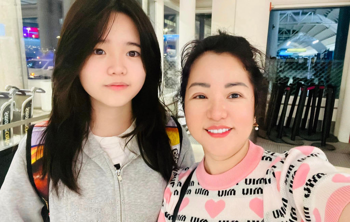 Con gái của Thúy Nga có đôi mắt to tròn, làn da trắng hồng. 