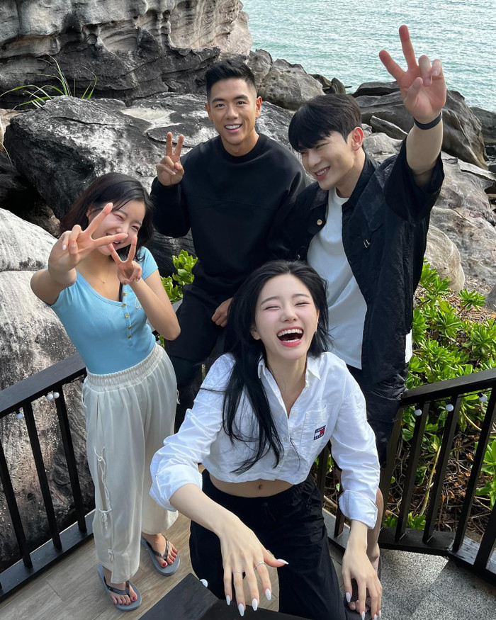 Rayon chiếm spotlight vì khoảnh khắc dễ thương