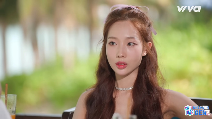 Yuna Vũ bối rối về câu trả lời của Michael Trương