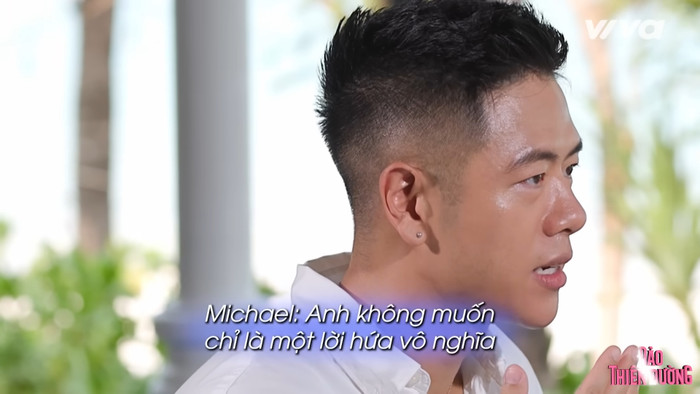 Michael Trương gần như lảng tránh câu hỏi của Yuna Vũ về việc tiếp tục chọn đối phương cho những buổi hẹn hò tiếp theo