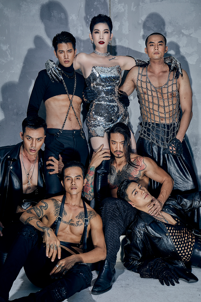 Xuân Lan và các học trò