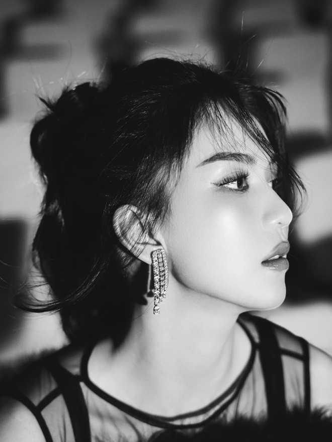 Ngọc Trinh thẳng thắn nói về phản ứng khi gặp người yêu cũ.