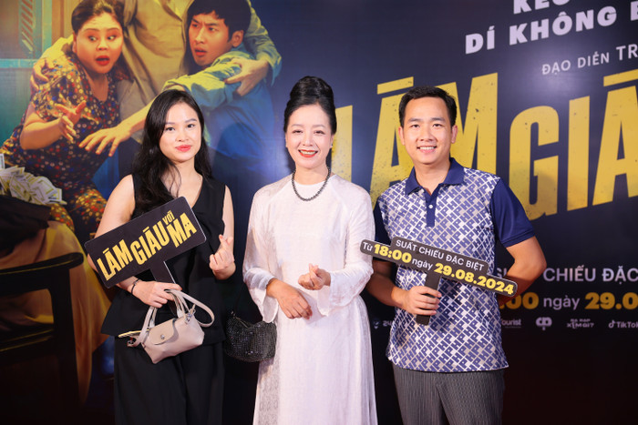 NSƯT Chiều Xuân tại sự kiện ra mắt phim Làm Giàu Với Ma ở Hà Nội 