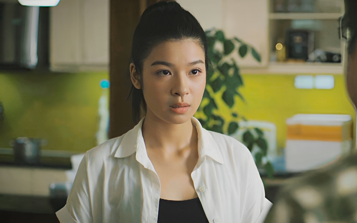 Diễn xuất của NSƯT Võ Hoài Nam trong tập mở màn Hoa Sữa Về Trong Gió được khen.