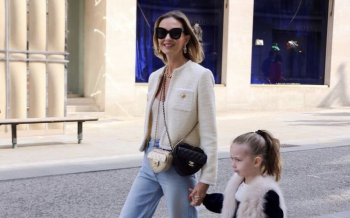 Tủ quần áo của quý cô U40 nên có gì? Ảnh 2