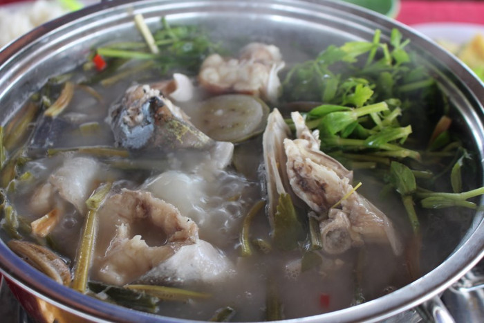 Lẩu cá vồ chó thơm ngon