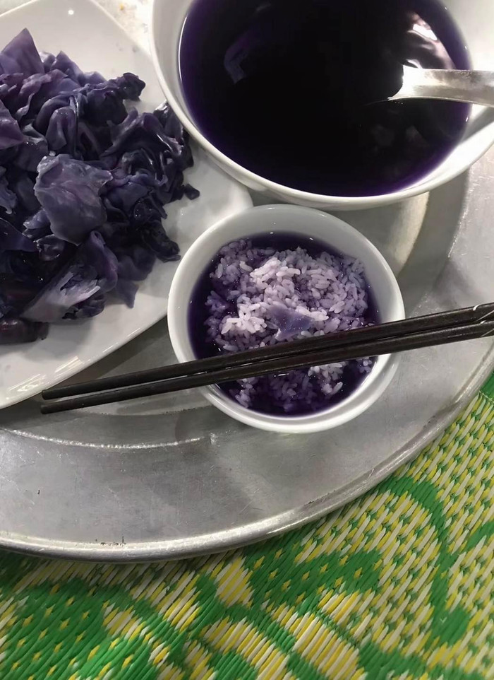 'Món canh ma thuật' do cô gái trổ tài khiến cộng đồng mạng cười ngất