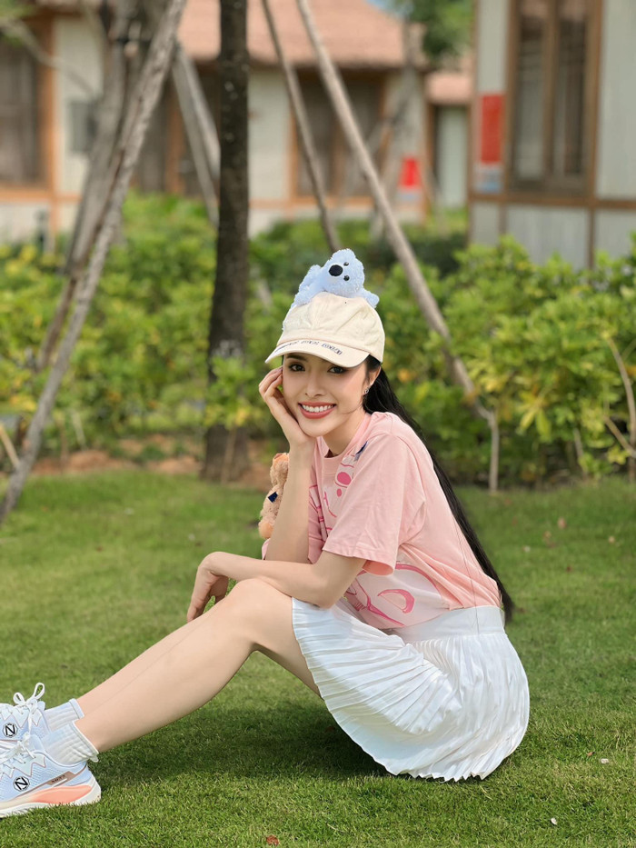 Chính sự kết hợp giữa vẻ đẹp ngoại hình và tri thức đã giúp Hạnh Nguyên ghi điểm mạnh mẽ trong lòng công chúng. Cũng vì sở hữu quá nhiều điểm nổi trội, thế nên việc Hạnh Nguyên không giành được ngôi vị hoa hậu trước Quế Anh đã gây ra nhiều tranh cãi và phản ứng mạnh mẽ từ cộng đồng mạng là điều khá dễ hiểu.