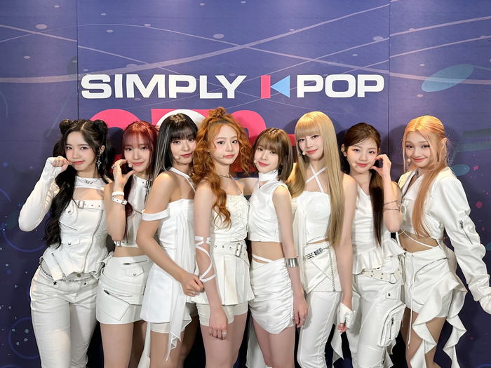 Nữ idol ngất xỉu trên sân khấu khi đang biểu diễn, phải nhập viện ngay lập tức Ảnh 2