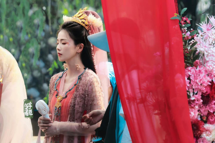 Người thân để lộ ngày trọng đại của Bạch Lộc với 'chồng sắp cưới', dân tình chuẩn bị váy áo đến chung vui Ảnh 3