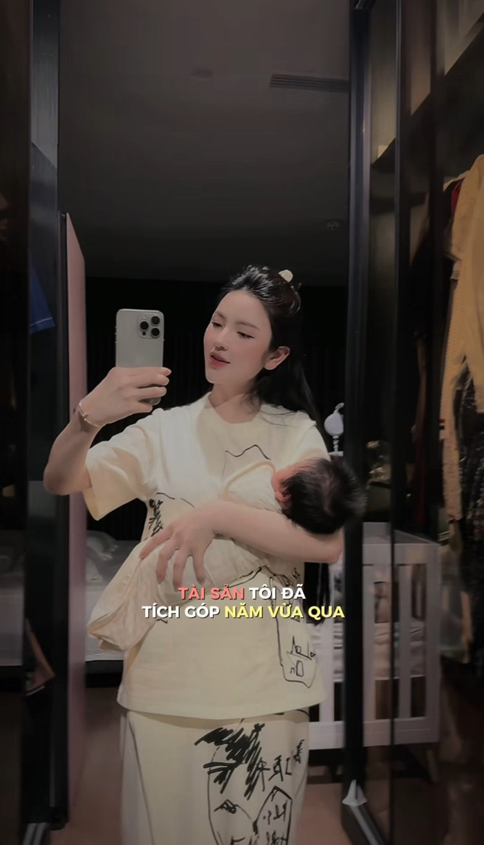 Vợ Quang Hải tiết lộ tài sản tích góp vừa qua.