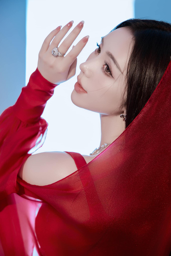 Vừa thông báo lên chức, Quỳnh Kool khoe bộ ảnh hóa cô dâu Ảnh 4